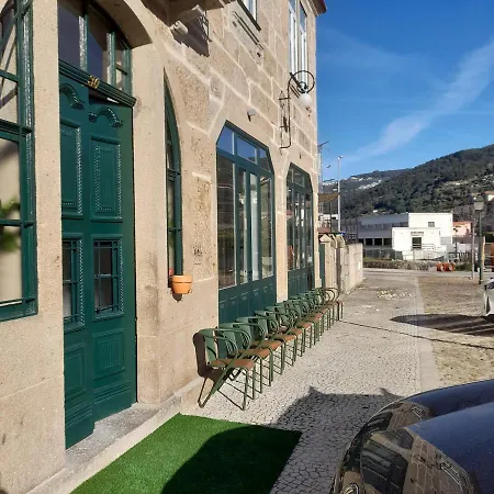 Alojamento de Acomodação e Pequeno-almoço Douro Avenida