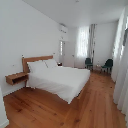 Douro Avenida Bed & Breakfast 3*
